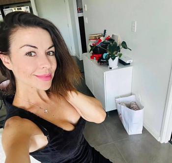 Julia, 36 Asian female escort, Moncton