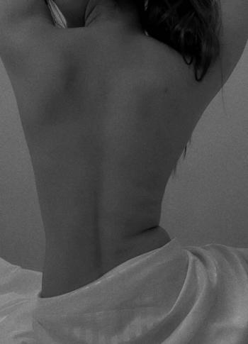 Nattee, 22 Asian female escort, Moncton